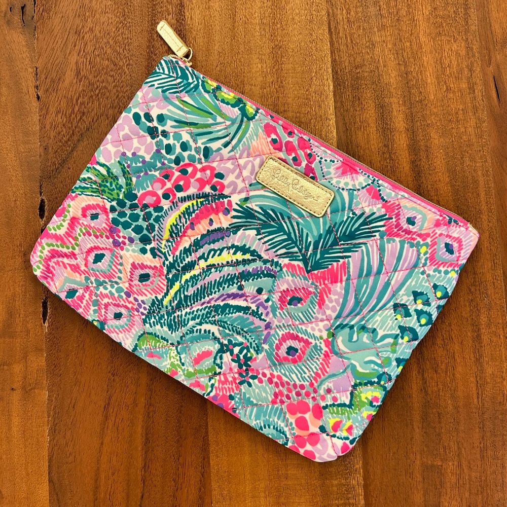 Lilly Pulitzer Quilted Zip Pouch NWOT!